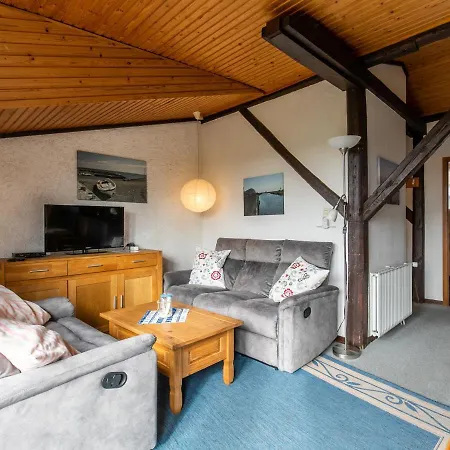 Nordsee-ferienhaus-3 By Interhome フリードリッヒシュコオク